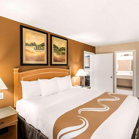 Quality Inn & Suites Plano East - Richardson Εξωτερικό φωτογραφία