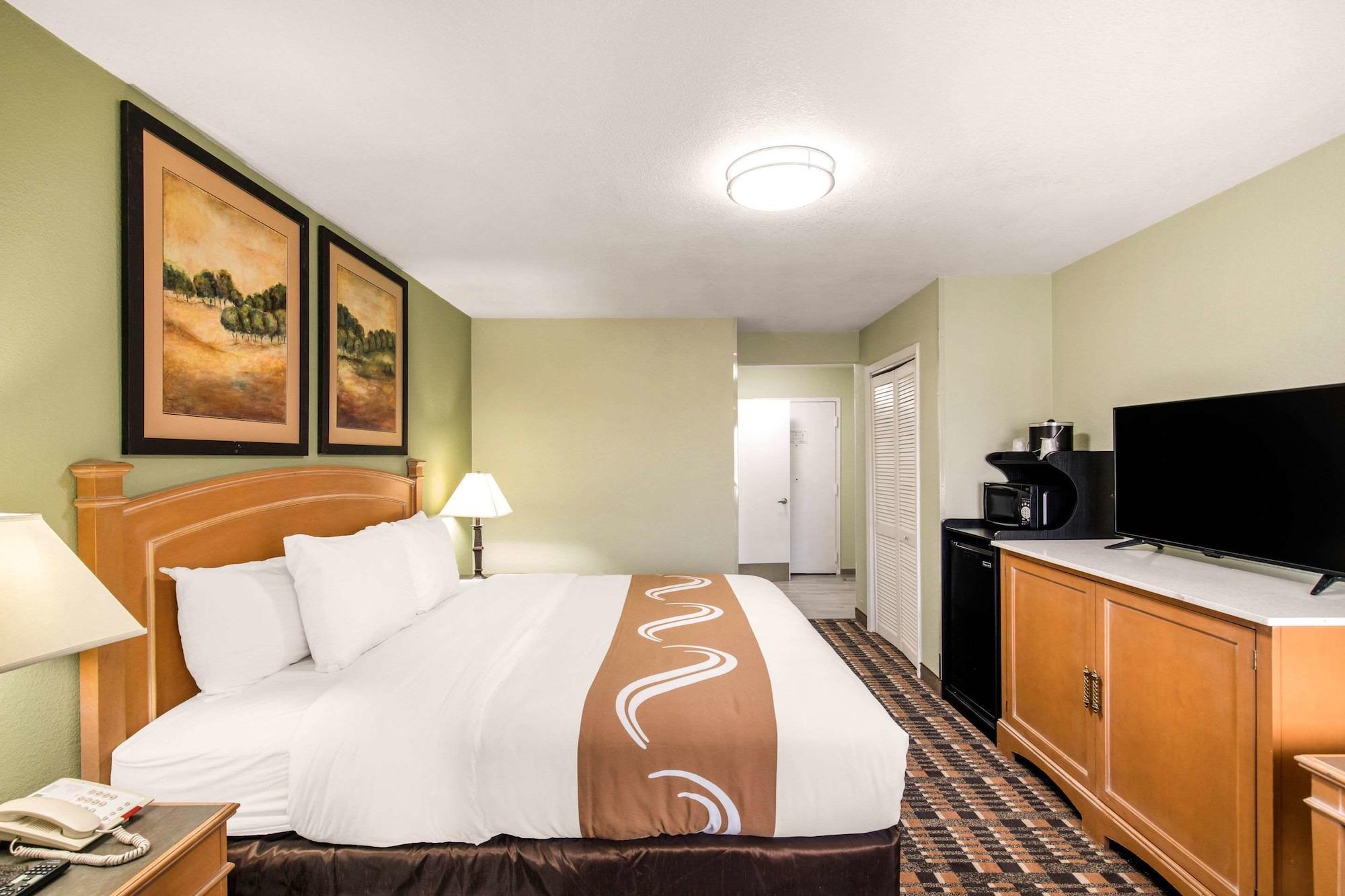 Quality Inn & Suites Plano East - Richardson Εξωτερικό φωτογραφία