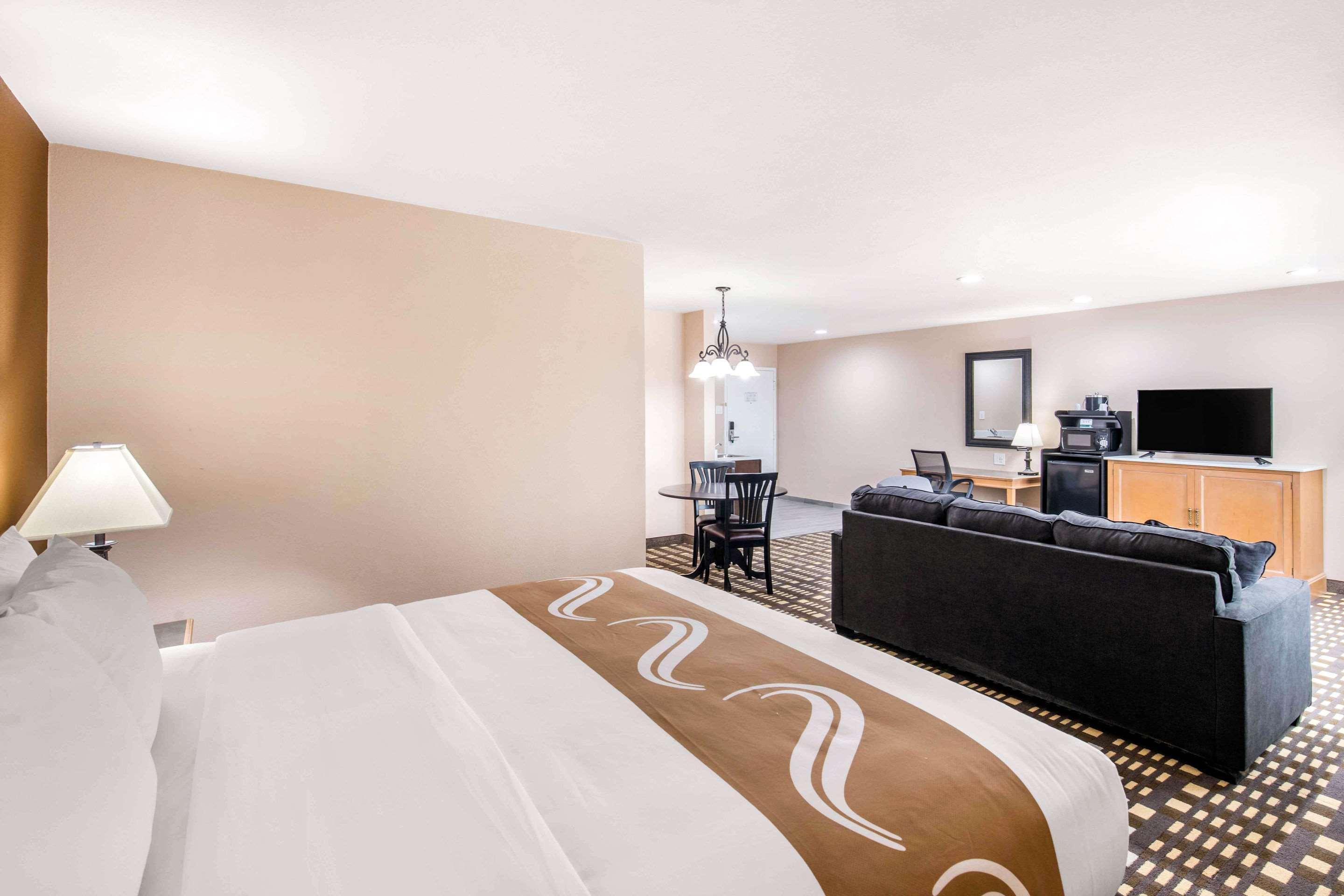 Quality Inn & Suites Plano East - Richardson Εξωτερικό φωτογραφία