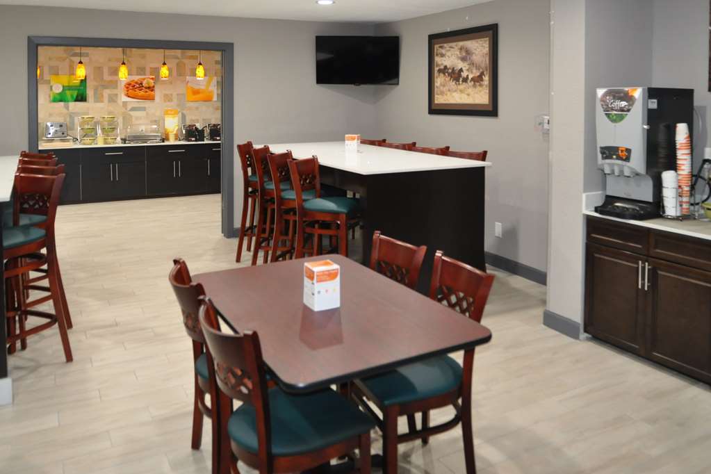 Quality Inn & Suites Plano East - Richardson Εστιατόριο φωτογραφία