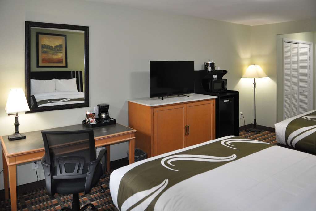 Quality Inn & Suites Plano East - Richardson Δωμάτιο φωτογραφία