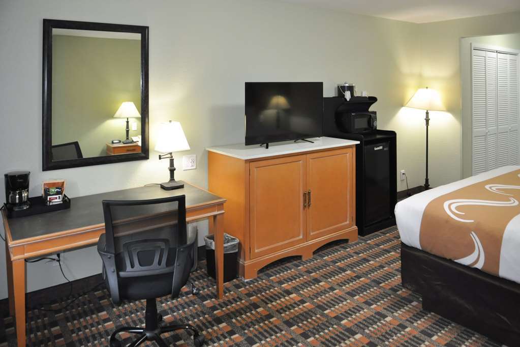 Quality Inn & Suites Plano East - Richardson Δωμάτιο φωτογραφία