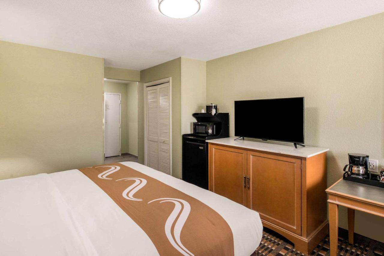 Quality Inn & Suites Plano East - Richardson Εξωτερικό φωτογραφία